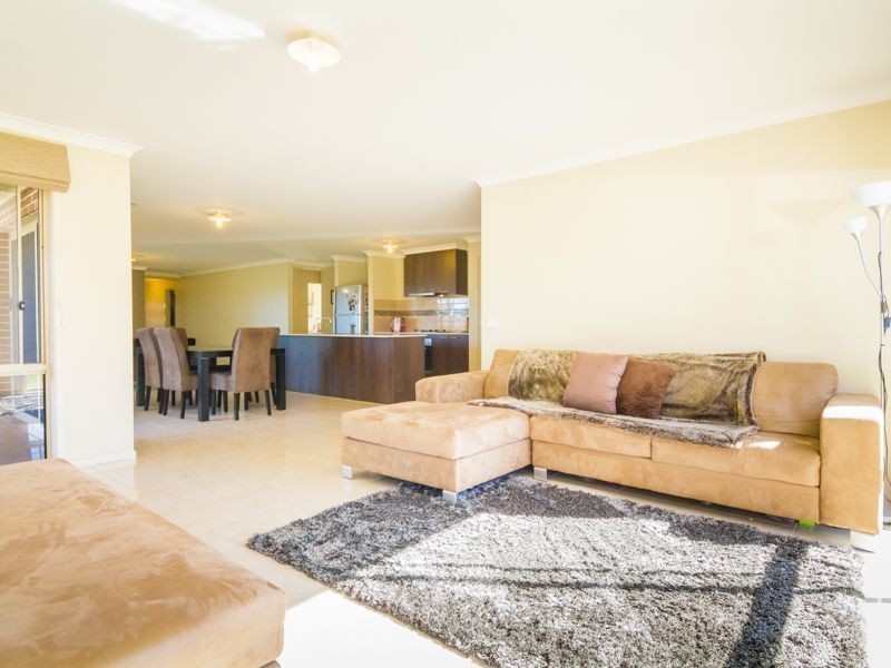 13 Toorongo Street, Drouin VIC 3818