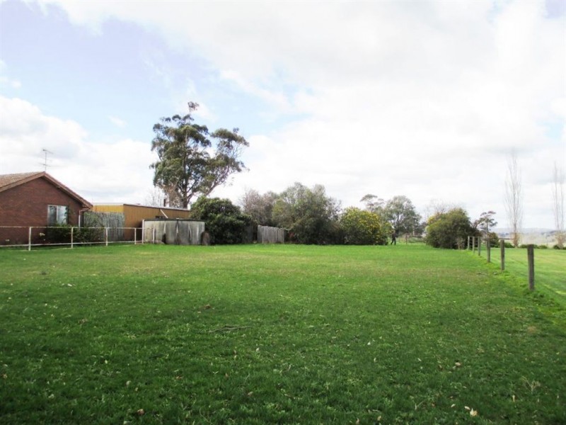 55 Gardner Holman Road, Drouin VIC 3818