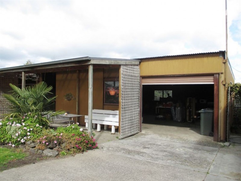 55 Gardner Holman Road, Drouin VIC 3818