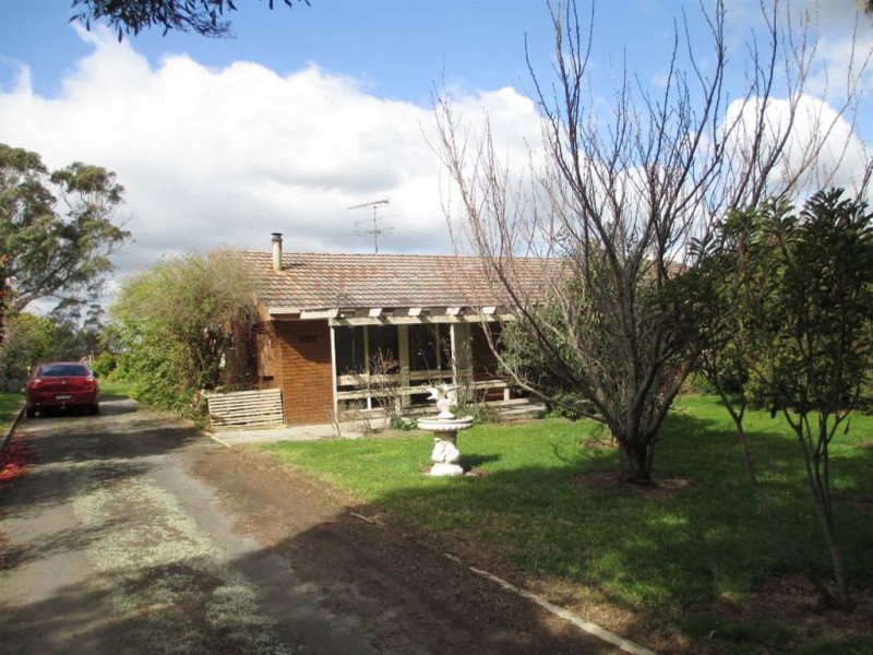 55 Gardner Holman Road, Drouin VIC 3818