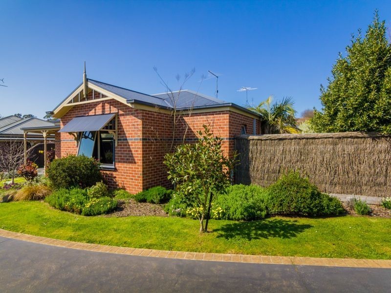 6/13 Wood Street, Drouin VIC 3818