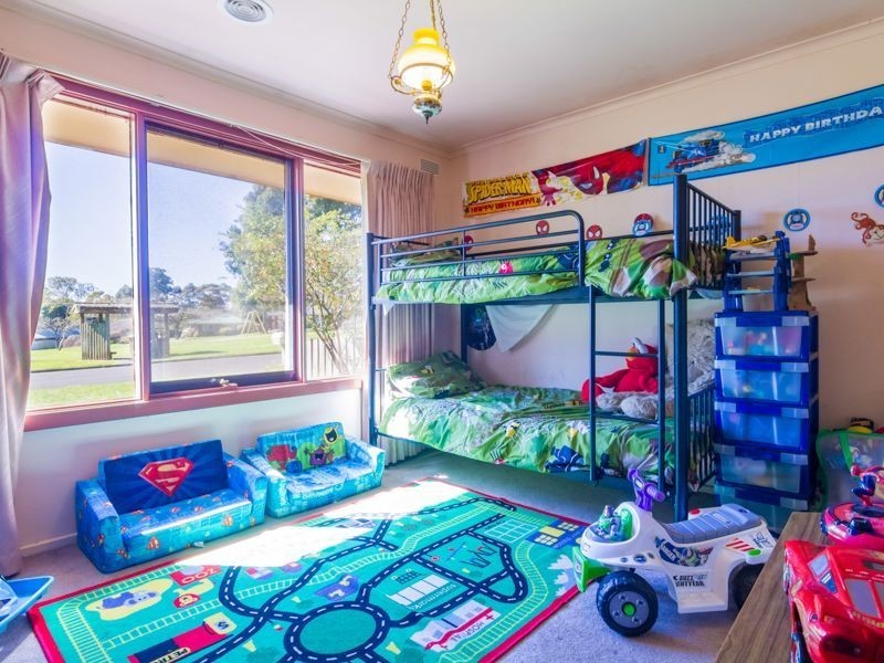 28 Lindsay Street, Drouin VIC 3818