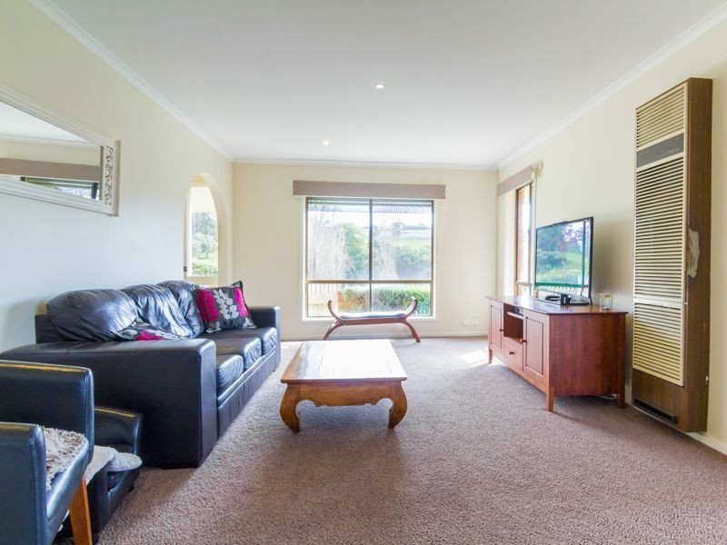 1/1 Fuhrmann Court, Drouin VIC 3818
