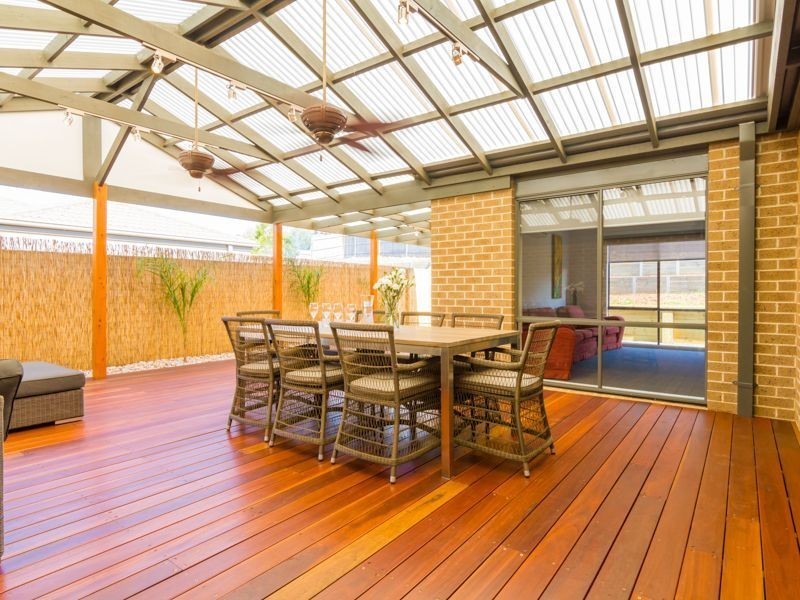 7 Harmon Drive, Drouin VIC 3818