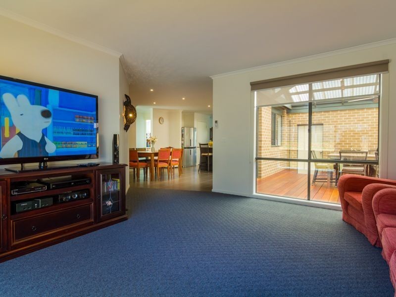 7 Harmon Drive, Drouin VIC 3818