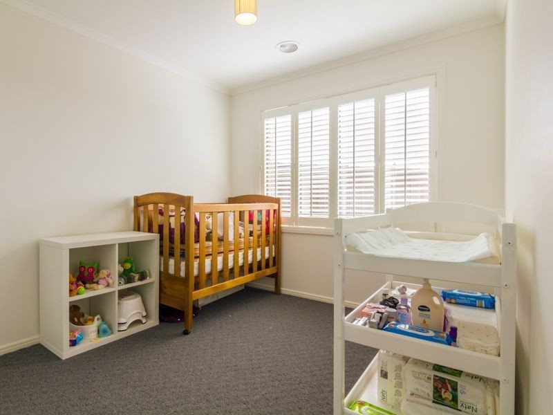 7 Harmon Drive, Drouin VIC 3818