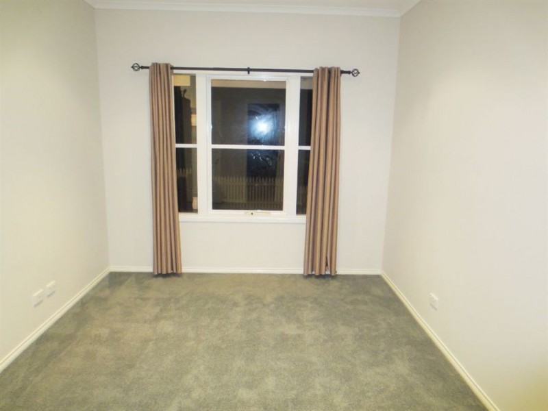 22 Palm Square, Drouin VIC 3818