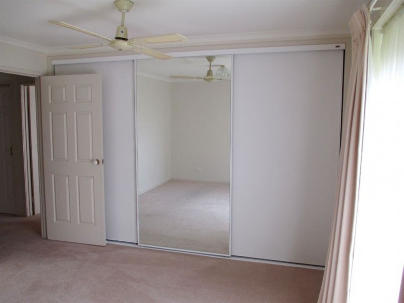 4/165 Princes Way, Drouin VIC 3818