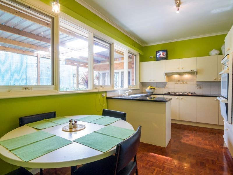 2 Buln Buln Road, Drouin VIC 3818