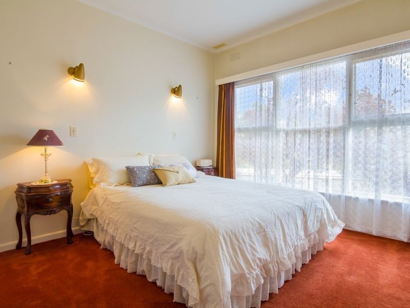 2 Buln Buln Road, Drouin VIC 3818