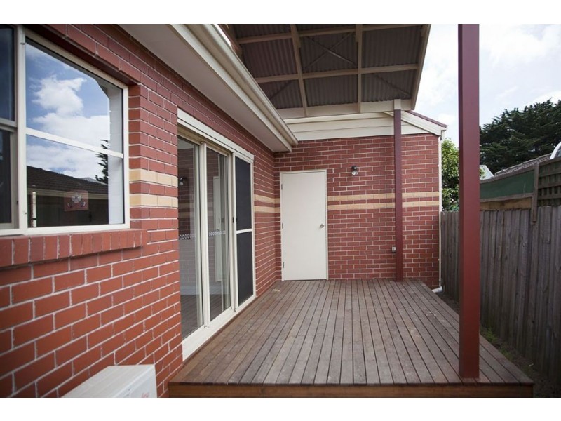 2/30 Grant Street, Drouin VIC 3818