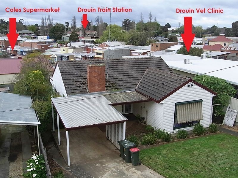 6 Sinclair Street, Drouin VIC 3818