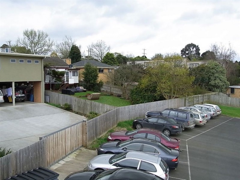 6 Sinclair Street, Drouin VIC 3818