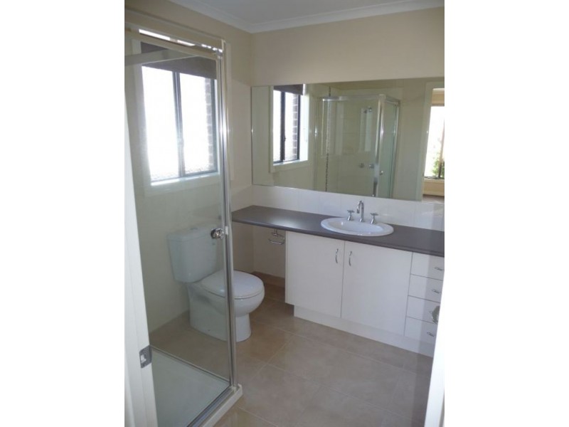 3 Miller Close, Drouin VIC 3818