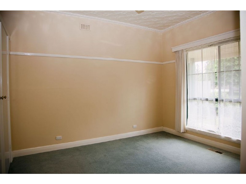 1/30 Grant Street, Drouin VIC 3818