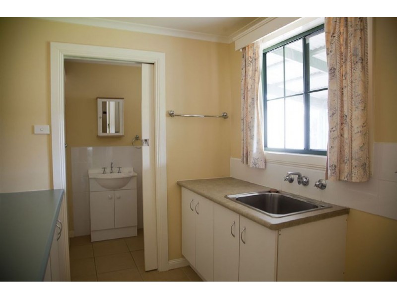 1/30 Grant Street, Drouin VIC 3818