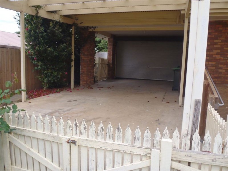 13 Neerim Street, Drouin VIC 3818