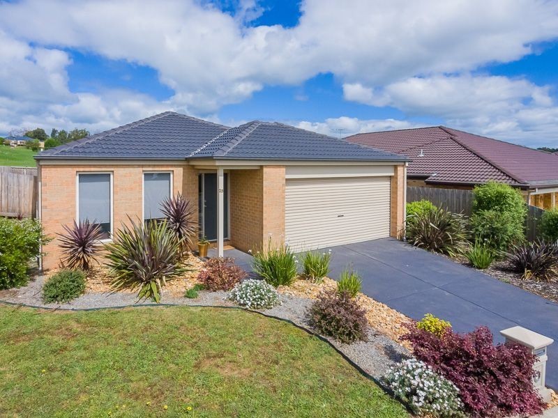 25 Summerhill Boulevard, Drouin VIC 3818