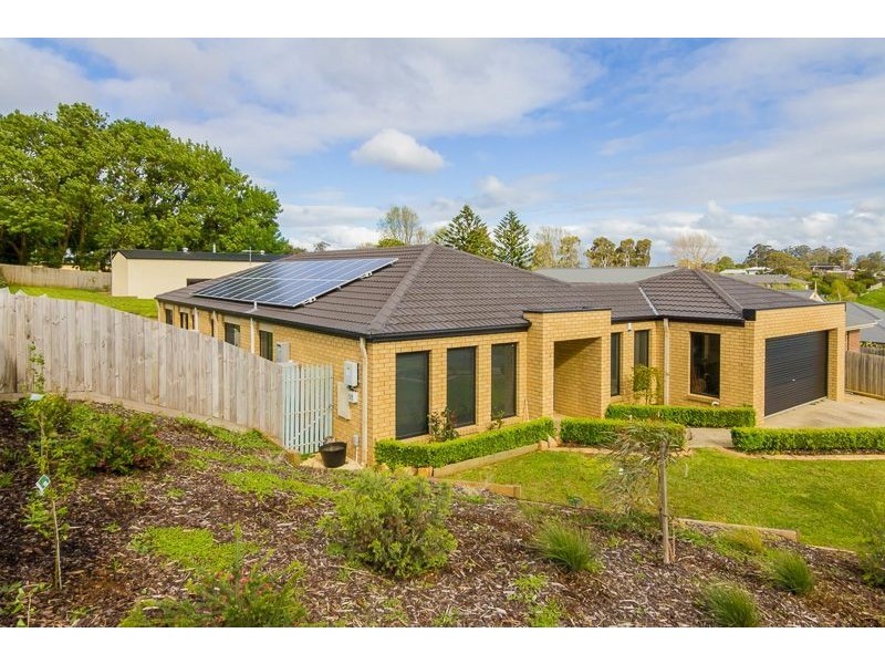 9 Megan Street, Neerim South VIC 3831