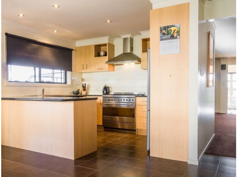 9 Megan Street, Neerim South VIC 3831