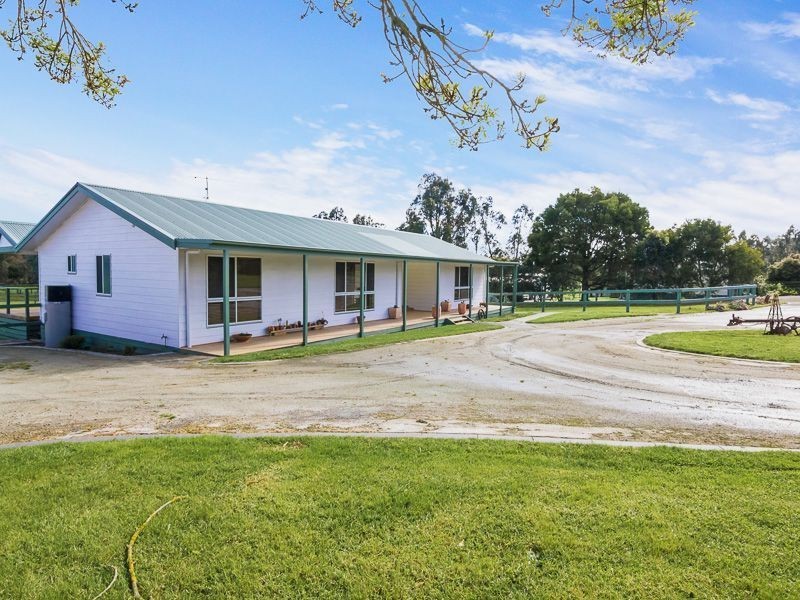 63 Fullarton Road, Drouin VIC 3818