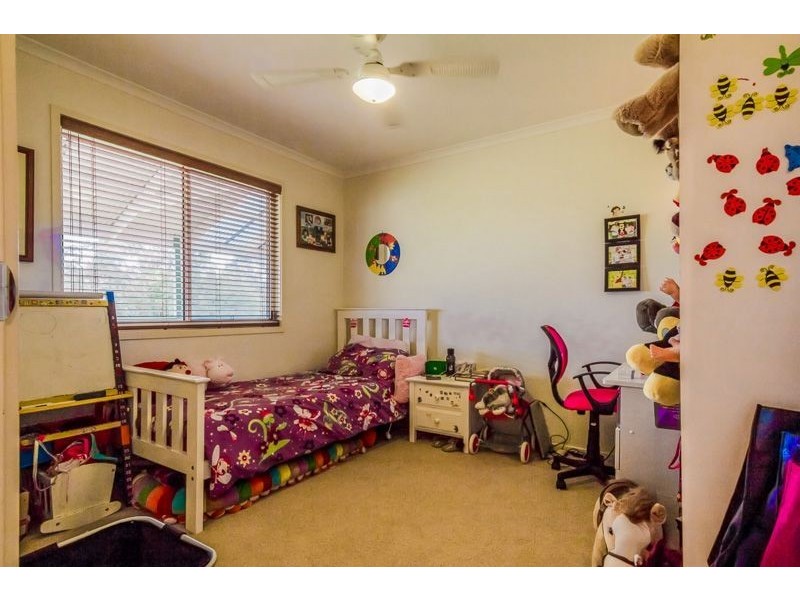 63 Fullarton Road, Drouin VIC 3818