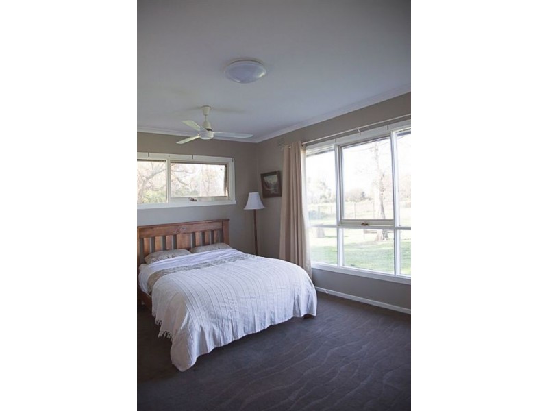 30 Evans Road, Bunyip VIC 3815