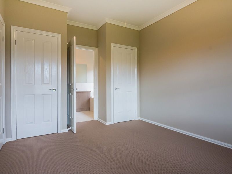 93 Cook Street, Drouin VIC 3818