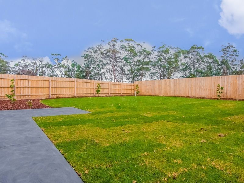 93 Cook Street, Drouin VIC 3818