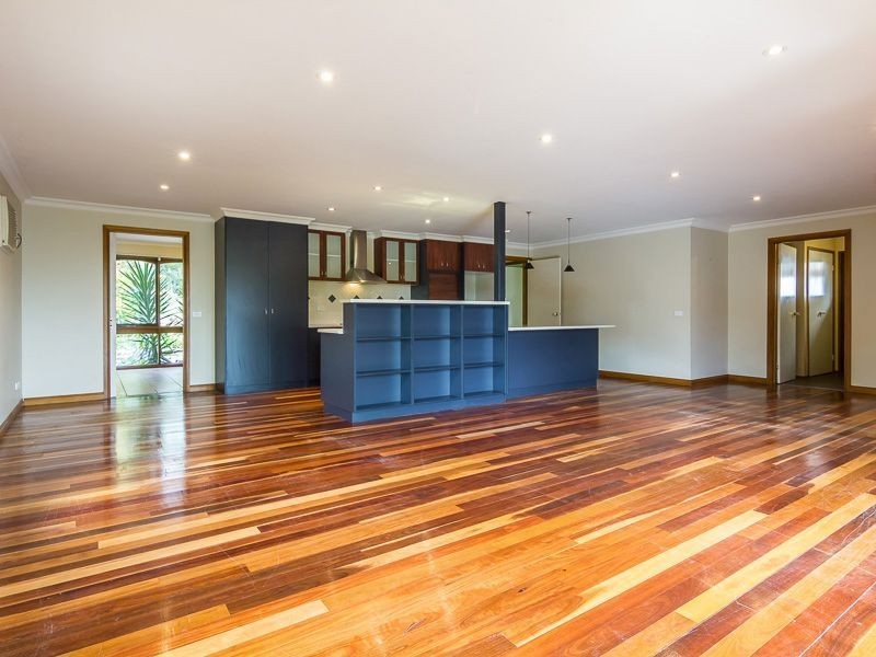 197 Old Sale Road, Drouin West VIC 3818