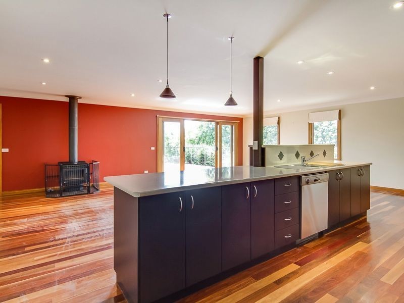 197 Old Sale Road, Drouin West VIC 3818