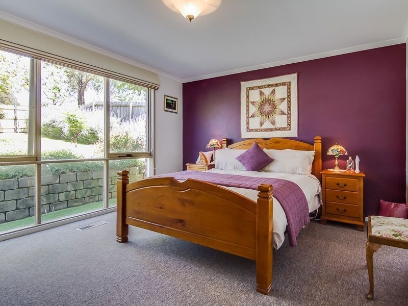 8 Andrew Court, Drouin VIC 3818