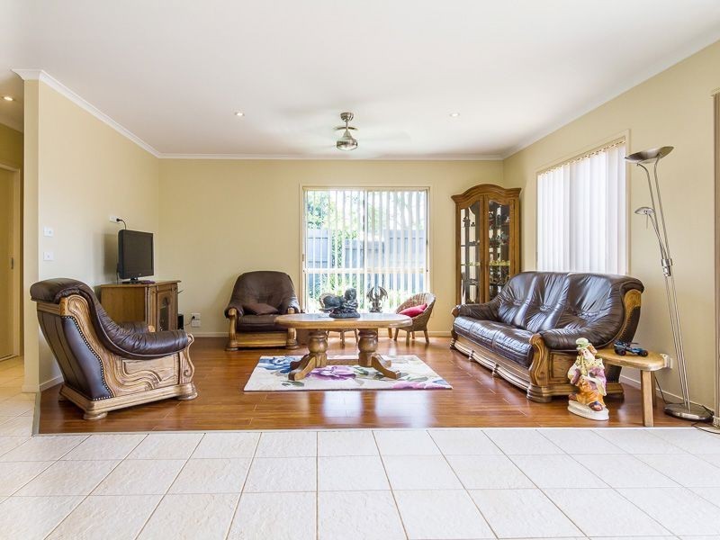 10 Millennium Court, Drouin VIC 3818