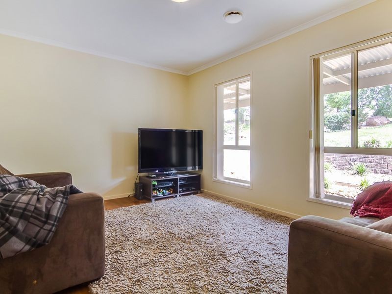 10 Millennium Court, Drouin VIC 3818