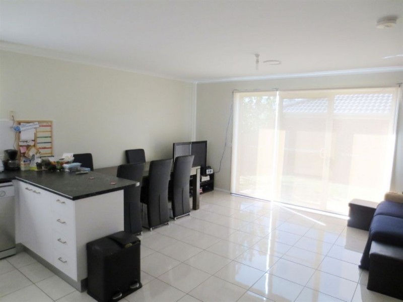 1/59 Victoria Street, Drouin VIC 3818