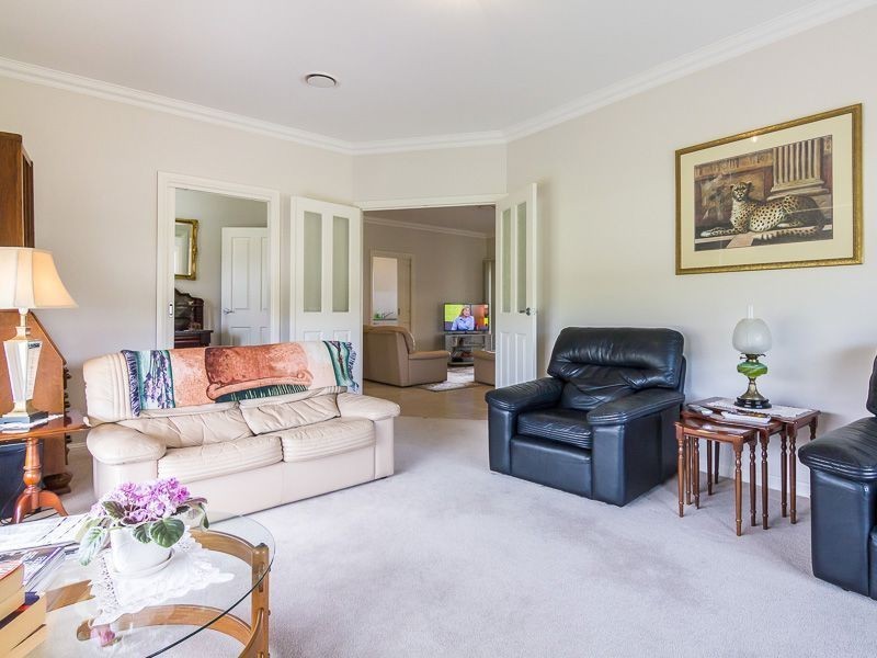 34 Davey Drive, Drouin VIC 3818