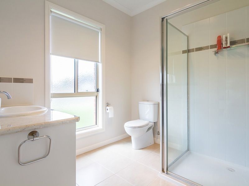 34 Davey Drive, Drouin VIC 3818