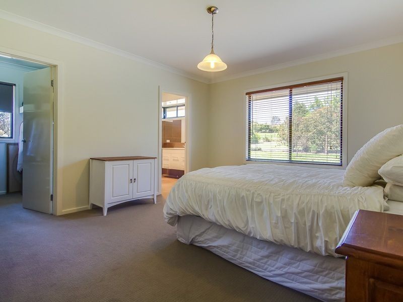 10A Arnup Cresent, Drouin VIC 3818