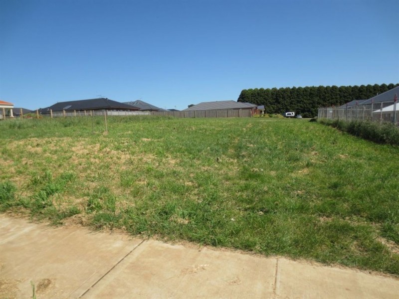 Lot 1816 Bexley Boulevard, Drouin VIC 3818