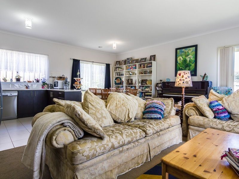 9 Palm Square, Drouin VIC 3818