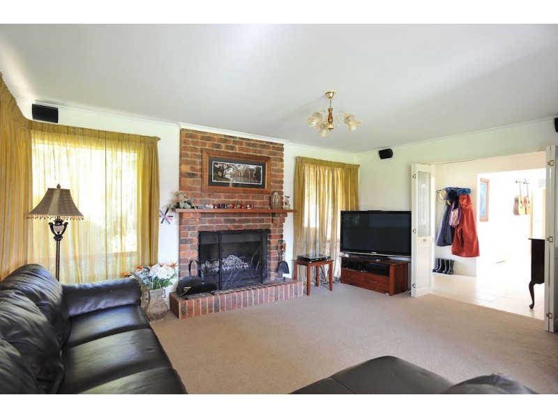 7 Waddell Road, Drouin VIC 3818