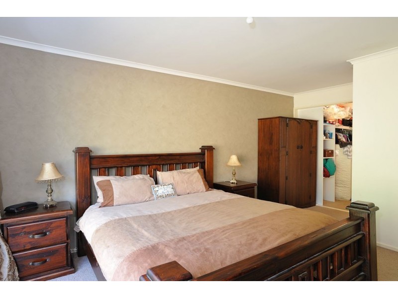 7 Waddell Road, Drouin VIC 3818