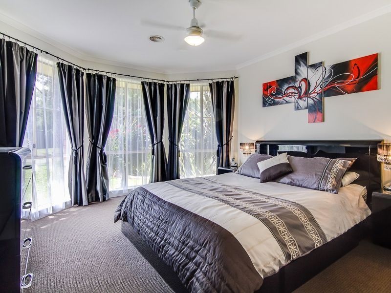 8 Harper Street, Drouin VIC 3818