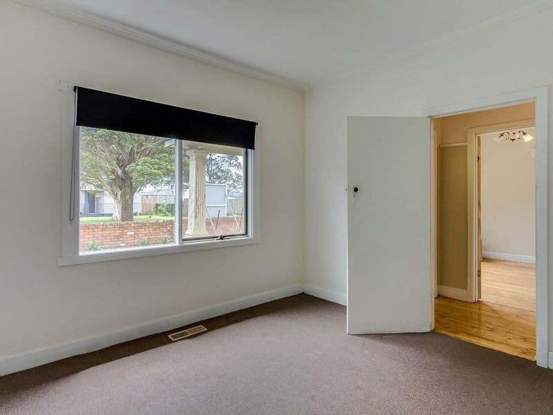 10 Fairchild Street, Drouin VIC 3818