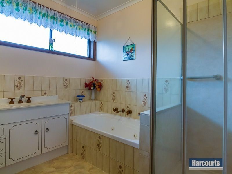 2/2 Darnum Street, Drouin VIC 3818