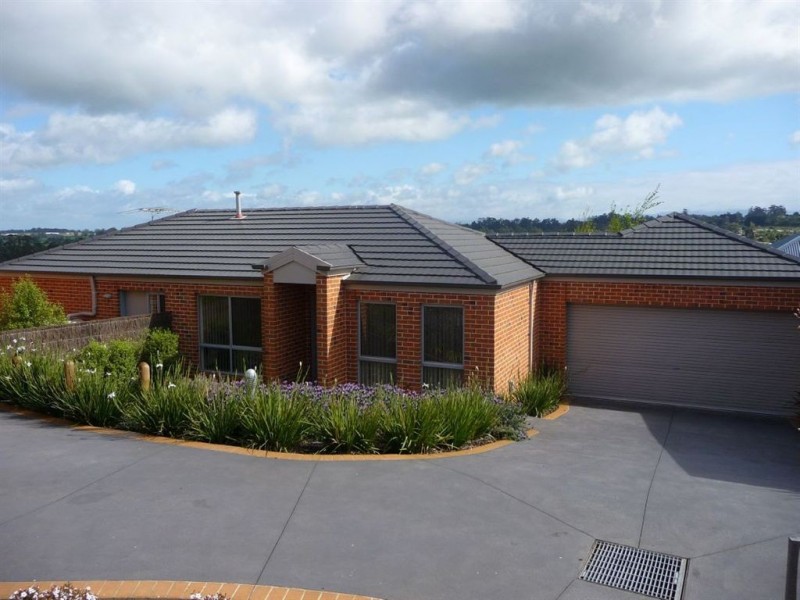 6/14-15 Janine Court, Drouin VIC 3818