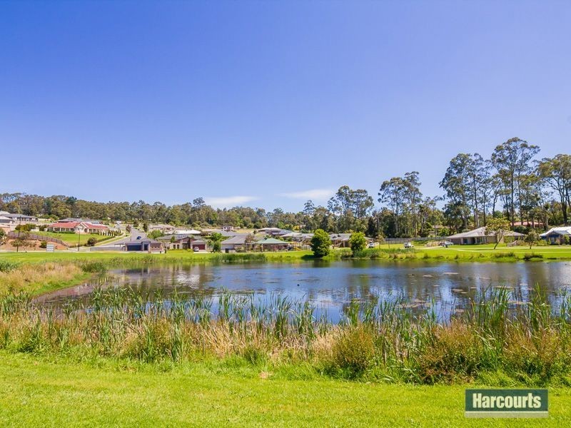 2 Spring Place, Drouin VIC 3818