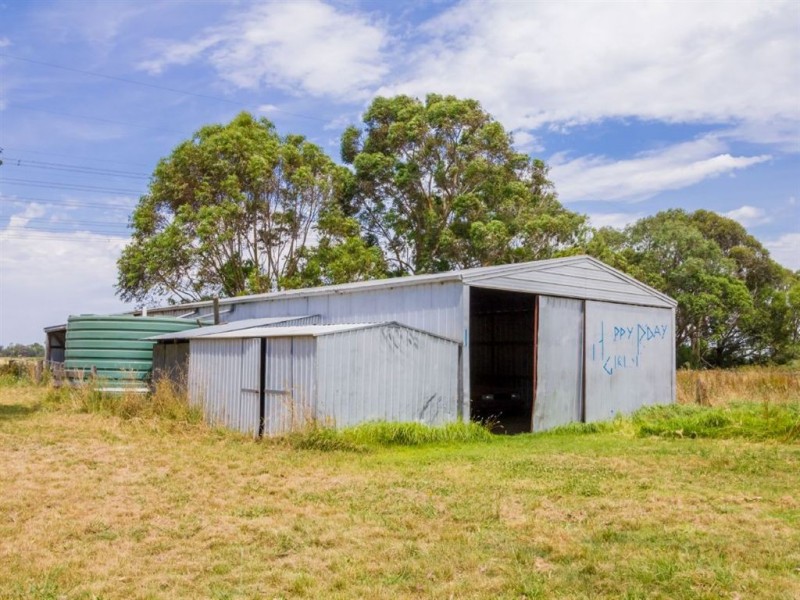 530 Lone Pine Road, Garfield VIC 3814