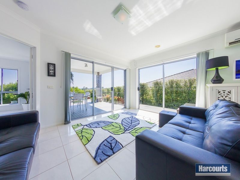 21 Jackson Drive, Drouin VIC 3818