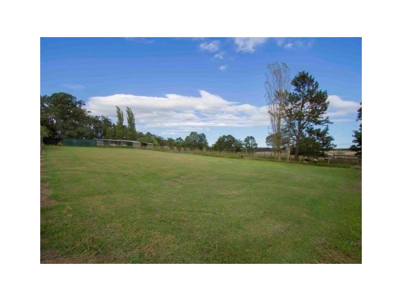 38 Thompson Road, Drouin South VIC 3818